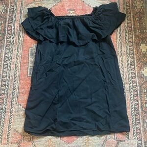 Off the shoulder dress- very comfortable